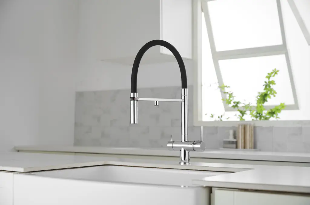 3 Way Mixer in Kitchen Flexible Silver.webp