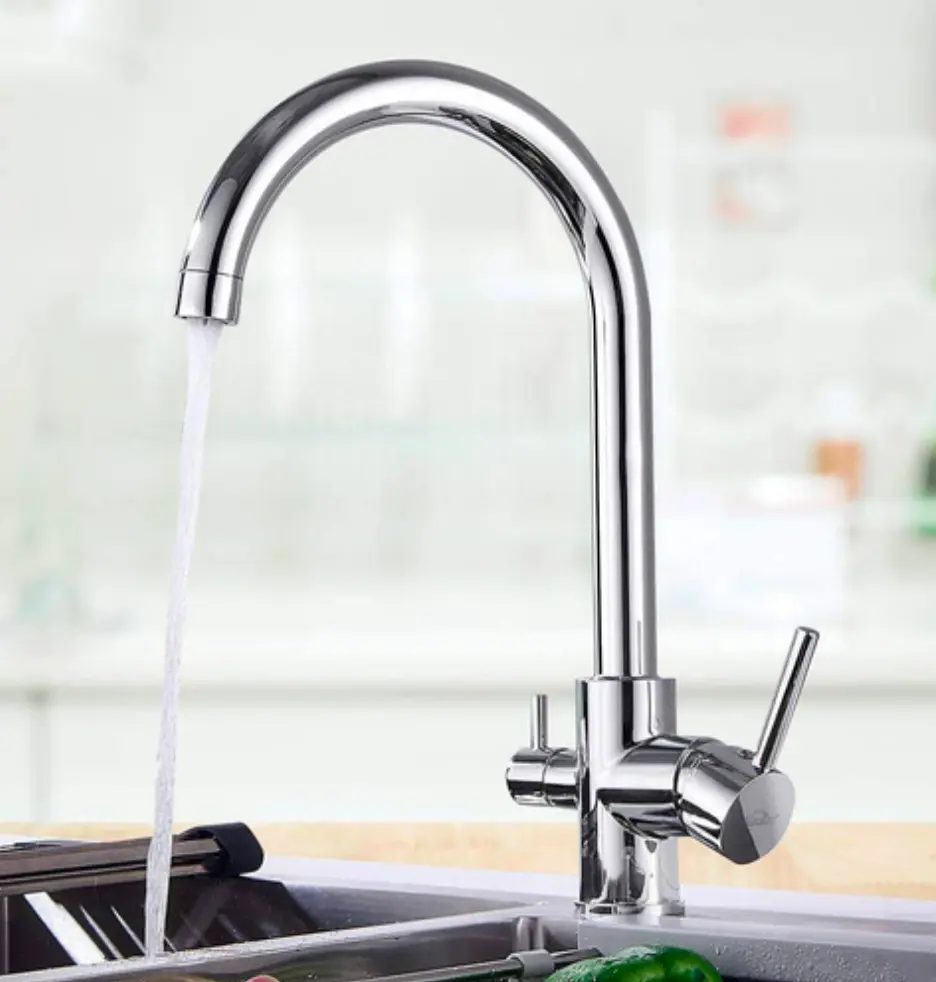 3 Way Mixer in Kitchen Chrome U.webp